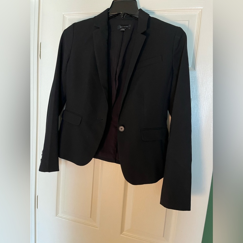 Women’s Ann Taylor blazer